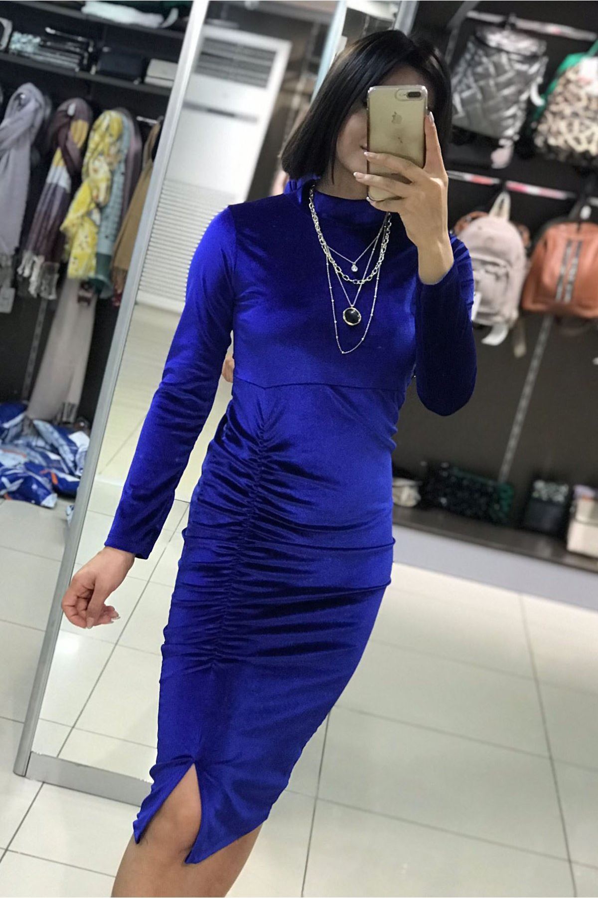 Dik Yaka Yan Büzgülü Kadife Elbise-Mavi