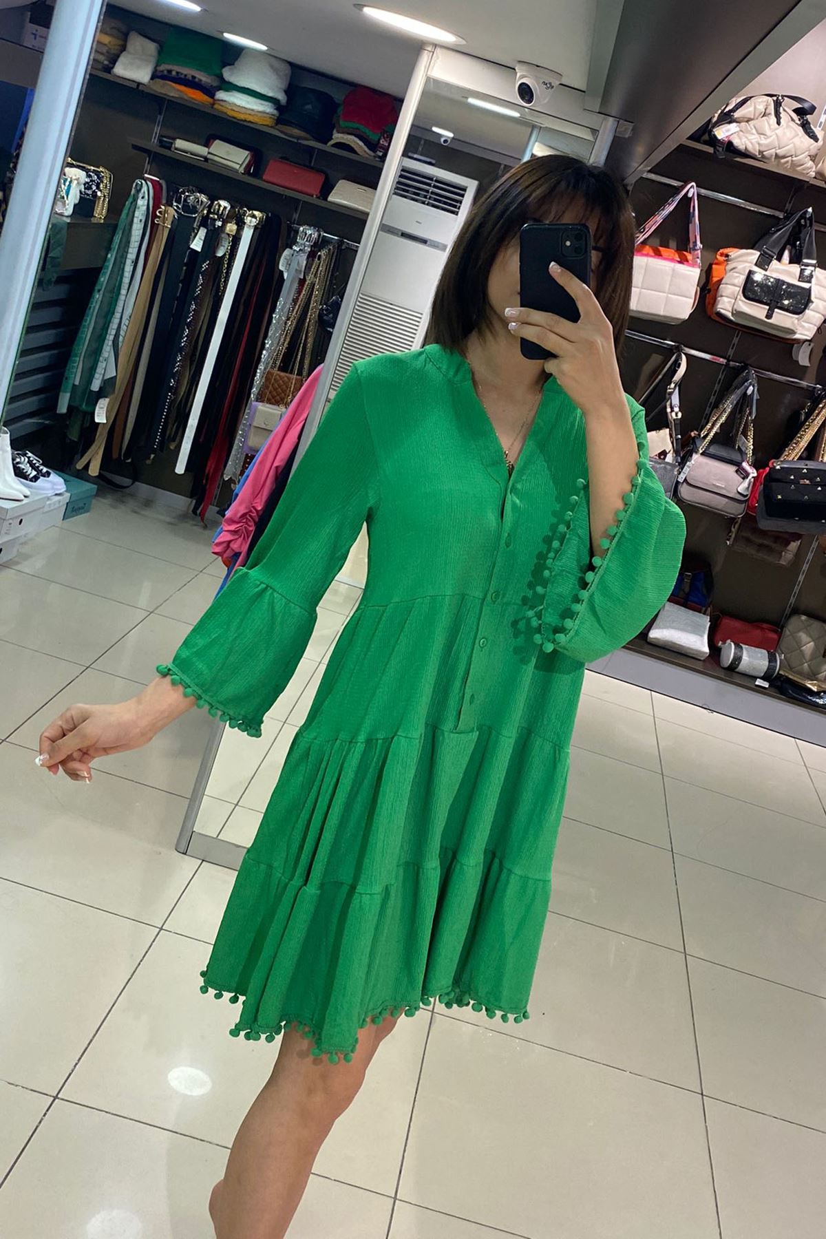 Kolları Ve Eteği Ponponlu Volanlı V Yaka Elbise-Yeşil