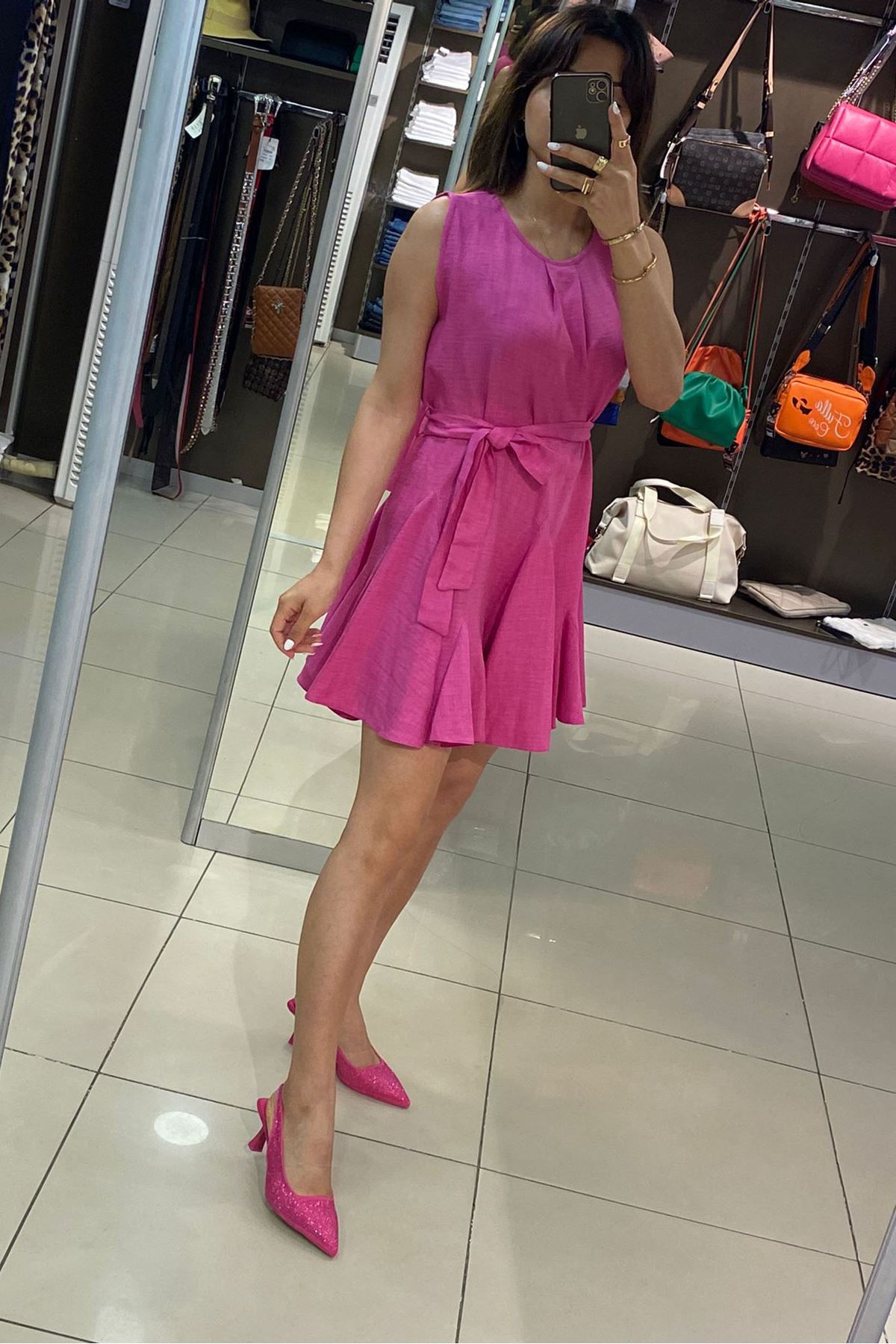 Sıfır Kol Kuşaklı Eteği Volanlı Mini Elbise-Pembe