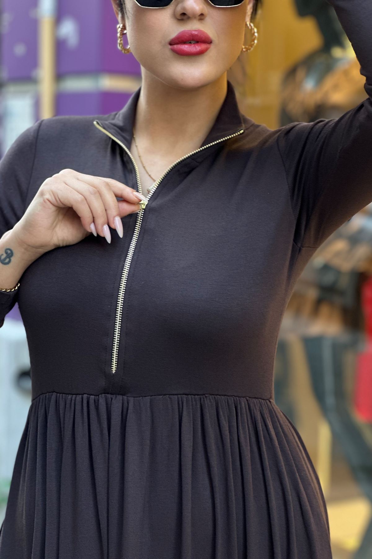 Balıkcı Yaka Yarım Fermuarlı Midi Boy Elbise-Kahve