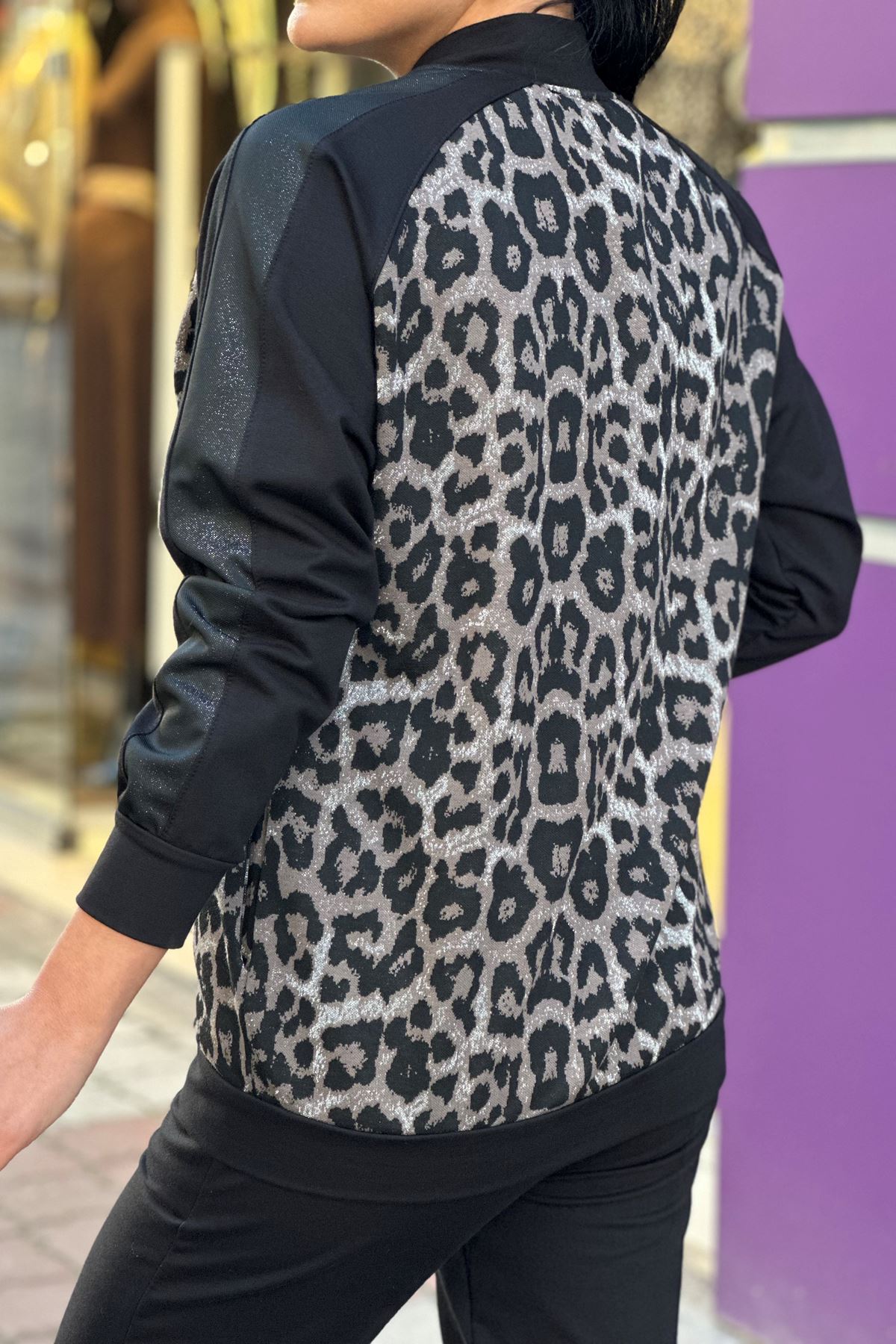 Jakarlı Leopar Desenli İkili Takım-Leopar