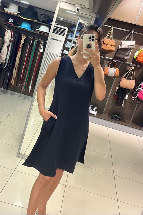 V Yaka Yan Cepli Alaçatı Keten Elbise-Siyah