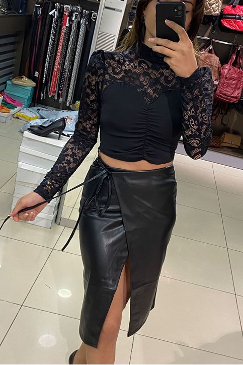 Ön İp Bağlamalı ve Yırtmaçlı Deri Etek-Siyah
