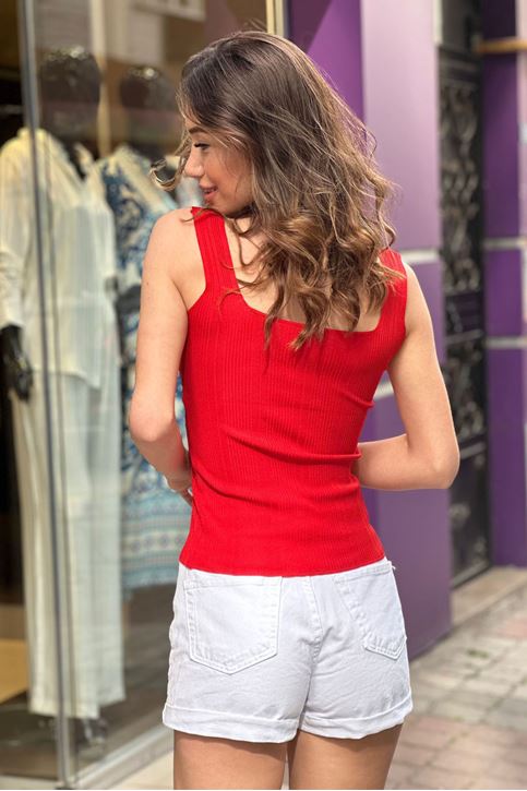 Kare Yaka Fitilli Askılı Crop-Kırmızı