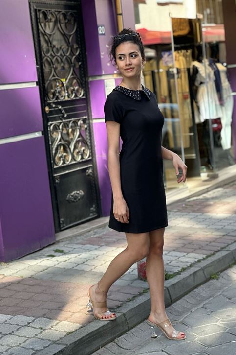 Bebe Yaka Taşlı Mini Dar Elbise-Siyah
