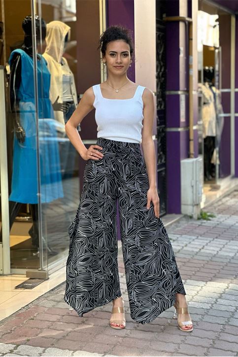 Arka Bel Lastikli Yırtmaçlı İnce Çizgi Desen Pantolon-Siyah