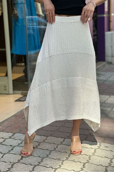 Asimetrik Kesim Triko Yan Yırtmaçlı Etek-Beyaz