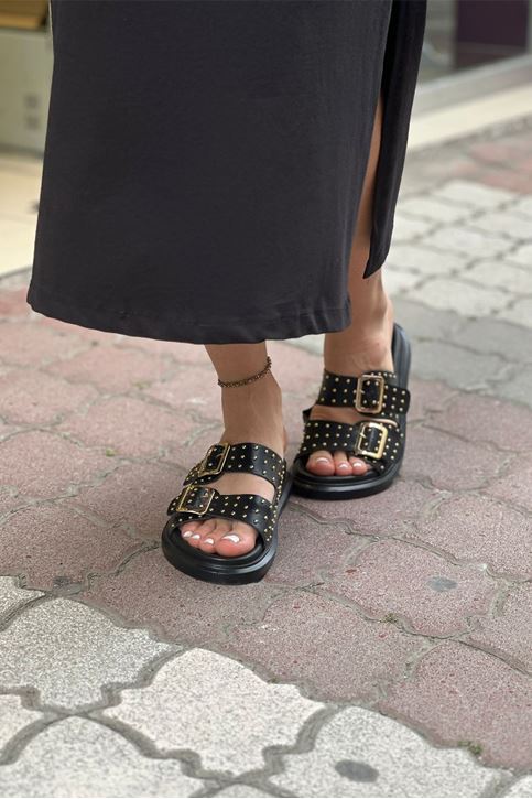 Çift Tokalı Kemerli Yüksek Taban Terlik-Siyah