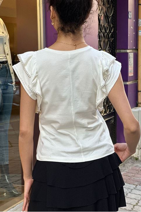 Yuvarlak Yaka İnci Detaylı Kolları Volanlı Bluz-Beyaz