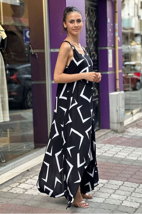 Askısı Halkalı Köşeli Desenli Salaş Elbise-Siyah