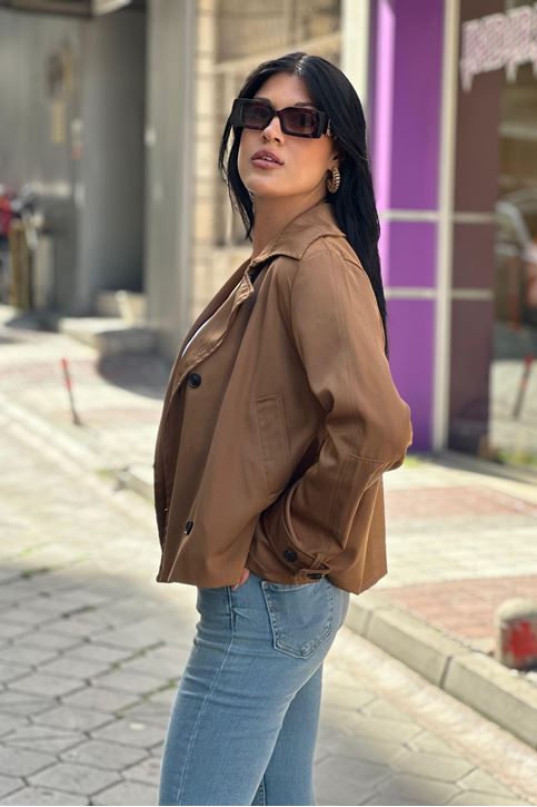 Yaka Düğme Detaylı Cepli Kol Manşet Kısa Ceket-Taba