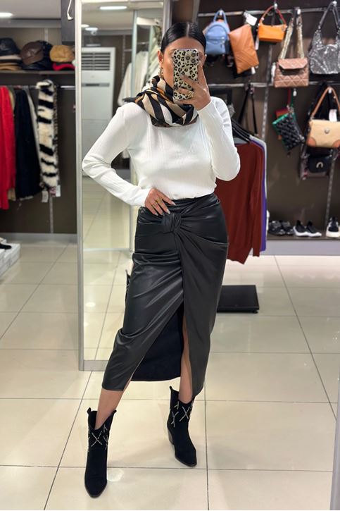 Ön Fiyonk Detaylı Yırtmaçlı Midi Etek-Siyah