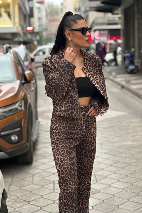 Esnek Doku Leopar Desenli İspanyol Model Ceketli Takım-Leopar