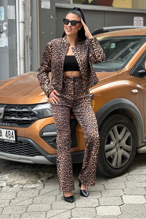 Esnek Doku Leopar Desenli İspanyol Model Ceketli Takım-Leopar