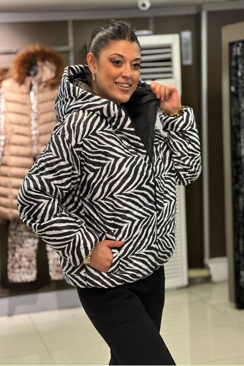 Zebra Desen Altı Lastik Detayl Şişme Mont-Siyah Beyaz