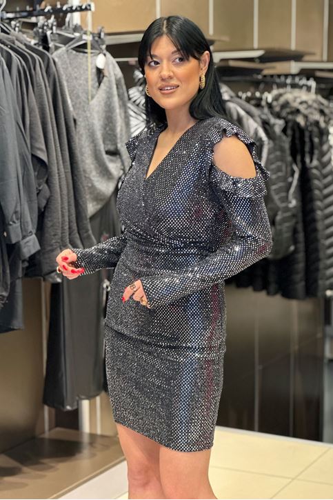 Omuzları Açık Volanlı Tamamı Taşlı Elbise-Gri