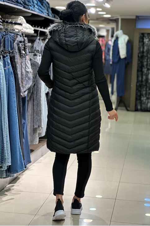 Kapşonu Kürk Detaylı Uzun Şişme Yelek-Siyah