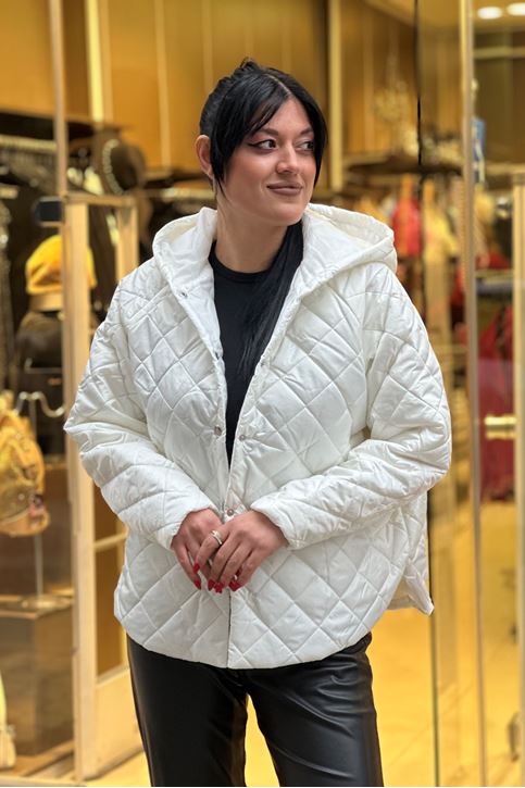 Yanları Oval Kapitone Çıtçıtlı Mont-Beyaz