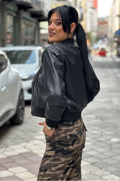 İçi Astarlı Kısa Bomber Deri Fermuarlı Ceket-Siyah