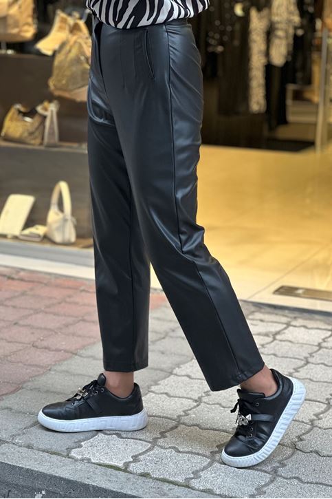 Ön Dikiş Detaylı Yüksek Bel Deri Pantolon-Siyah