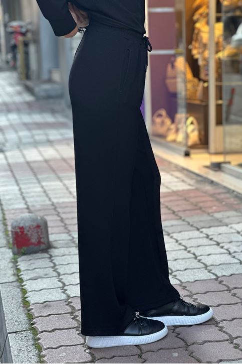 Ön Çımalı Beli Lastikli Geniş Paça Pantolon-Siyah
