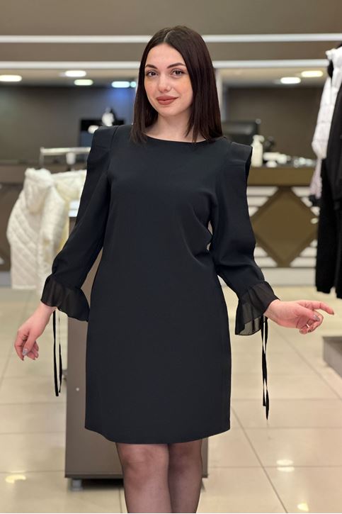 Omuz Tül Detay Yuvarlak Yaka Elbise-Siyah