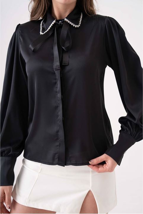 Yaka Boncuk Kurdale Detay Saten Gömlek-Siyah
