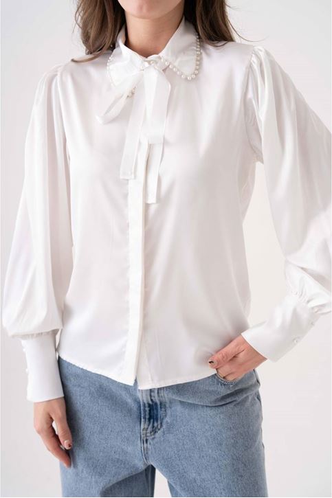 Yaka Boncuk Kurdale Detay Saten Gömlek-Beyaz