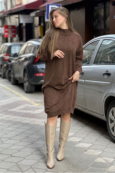 Balıkçı Yaka Yıkama Doku Salaş Triko Elbise-Kahve