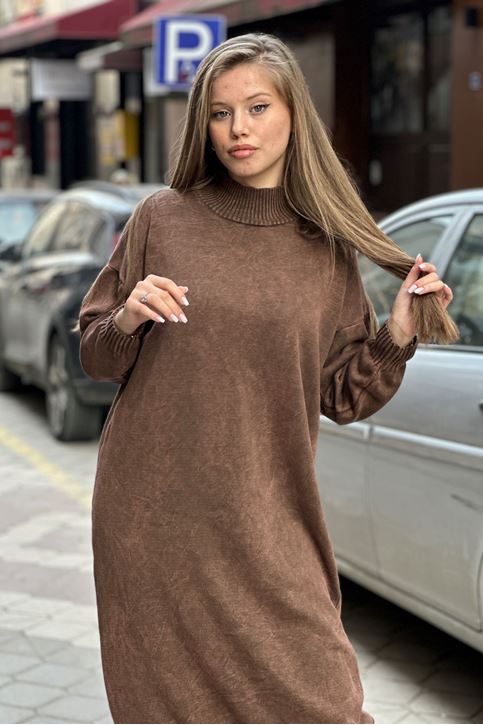 Balıkçı Yaka Yıkama Doku Salaş Triko Elbise-Kahve