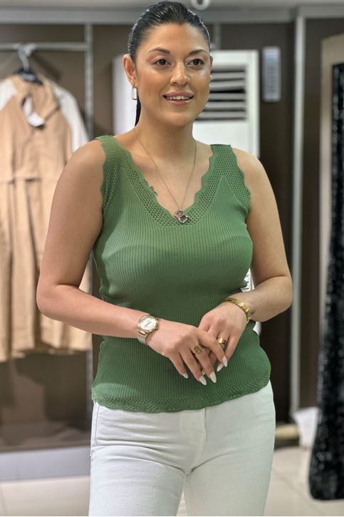 Merdiven Yaka Fitilli Dantel Detay Askılı-Yeşil