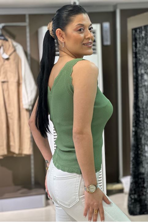 Merdiven Yaka Fitilli Dantel Detay Askılı-Yeşil