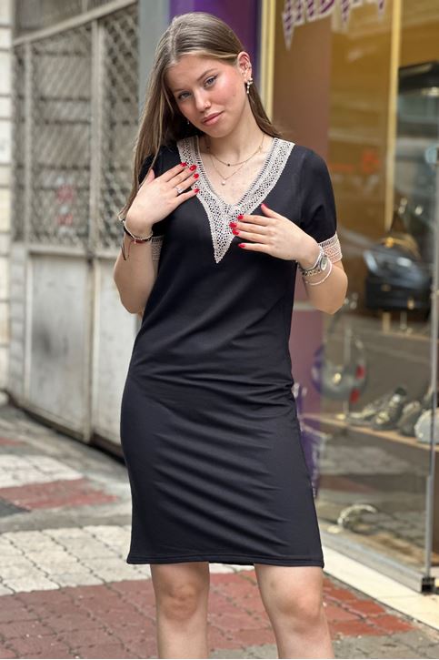 Yaka Ve Kol Makrome Detay Elbise-Siyah