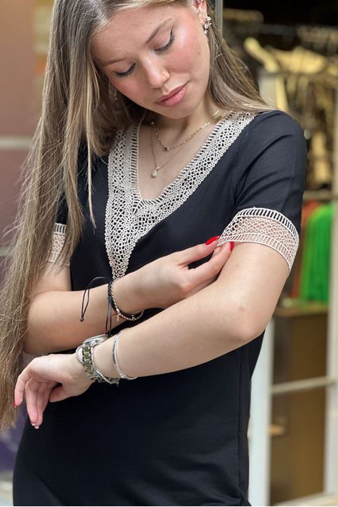 Yaka Ve Kol Makrome Detay Elbise-Siyah