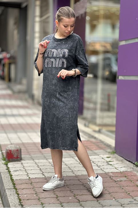 Yuvarlak Yaka Ön Min Taş Detaylı Taşlamalı Elbise-Füme