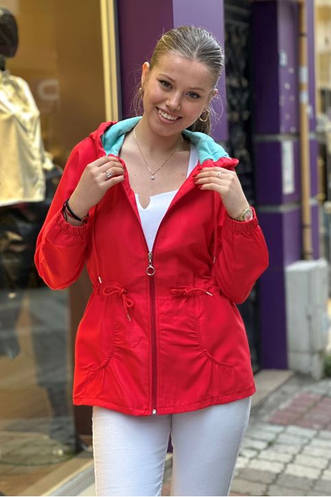 Bel Büzgü Detay Kapşonlu Yağmurluk-Kırmızı