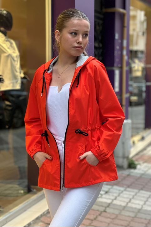 Bel Büzgü Detay Kapşonlu Yağmurluk-Turuncu