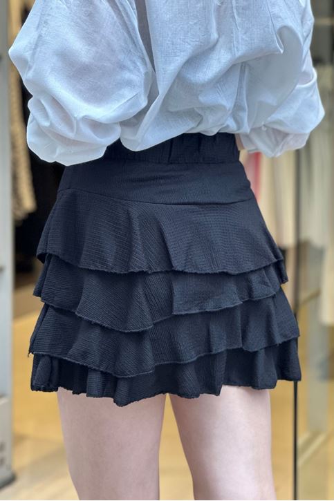 Beli Lastikli Kat Kat Volanlı Mini Etek-Siyah