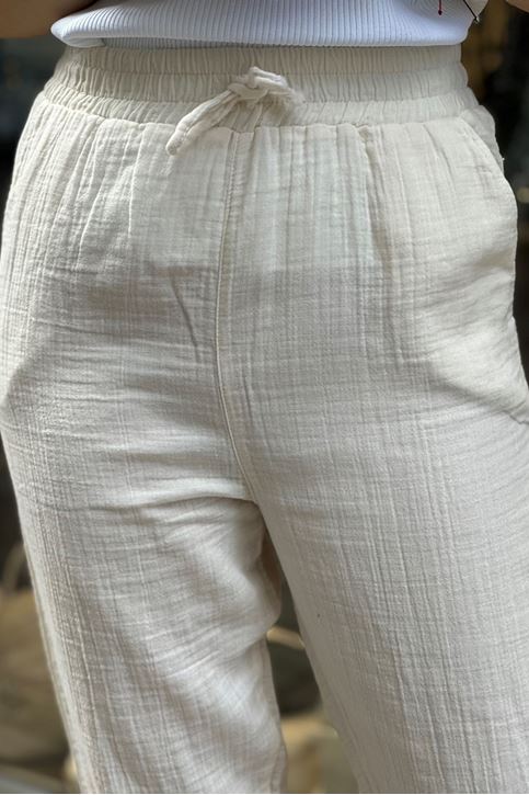 Paçası Pensli Beli Lastikli Müslin Pantolon-Krem