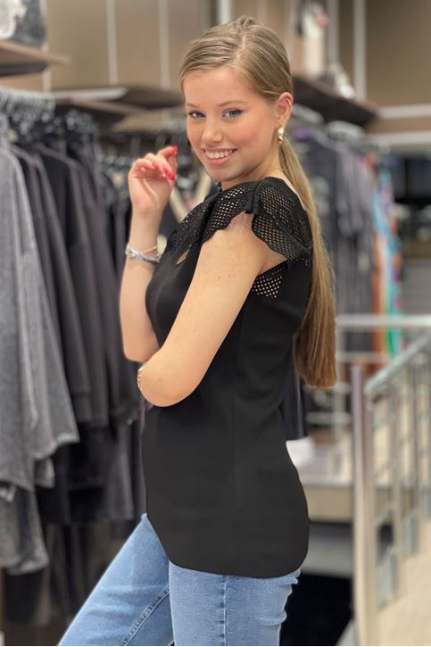 Ön Arka V Yaka Omuz Dantel Detaylı Triko-Siyah