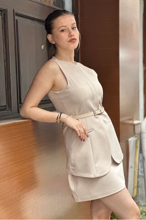 Takım Görünümlü Kemerli Elbise-Krem