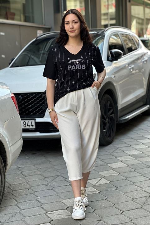 V Yaka Yazı Detaylı Taşlı Tshirt-Siyah