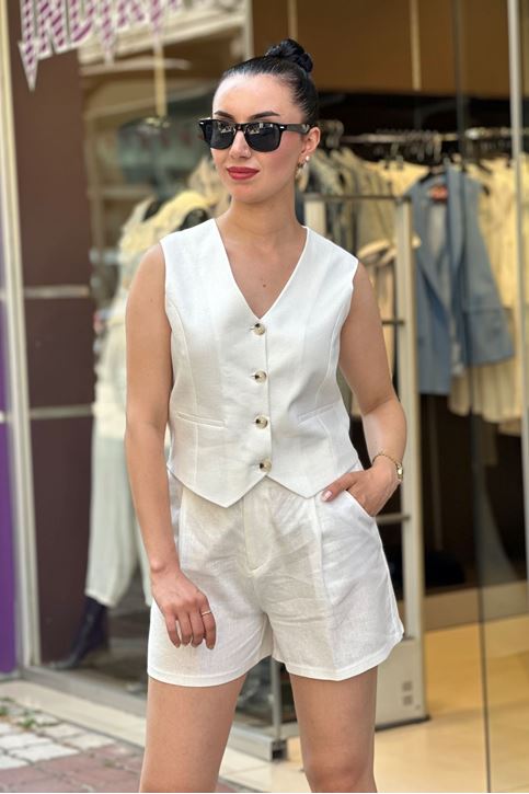 Ön Düğmeli Keten Şortlu İkili Takım-Beyaz