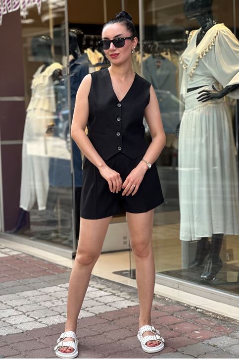 Ön Düğmeli Keten Şortlu İkili Takım-Siyah