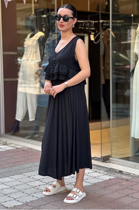 Yeleği Volan Dantel Detaylı Etekli Takım-Siyah