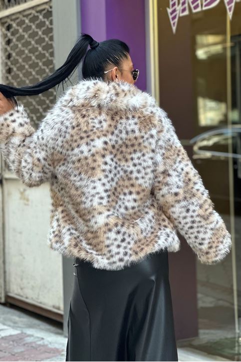 Oversize Görünüm Yakalı Leopar Kürk-Krem