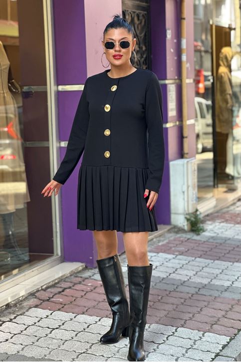 Çelik Düğme Detaylı Pileli Elbise-Siyah