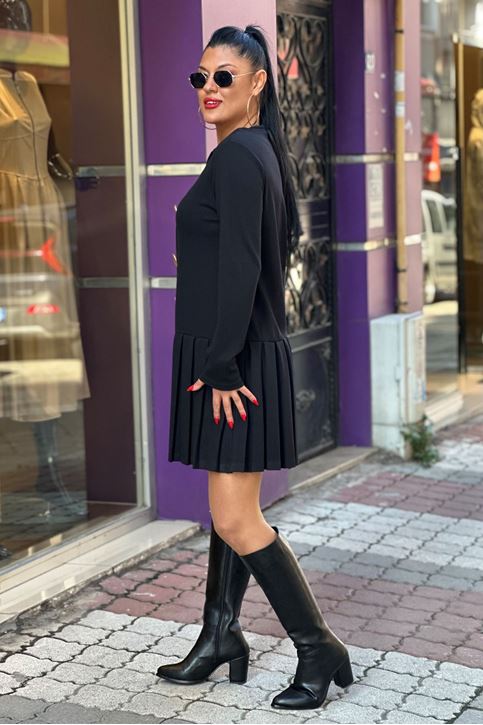 Çelik Düğme Detaylı Pileli Elbise-Siyah