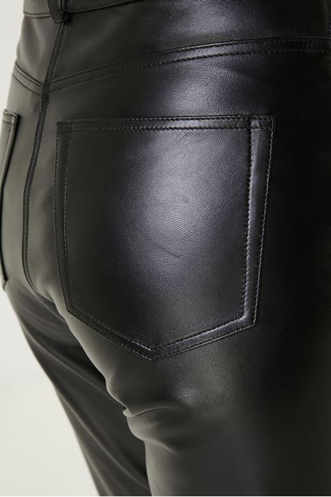 Yüksek Bel Cep Görünümlü Diz Çımalı Deri Pantolon-Siyah