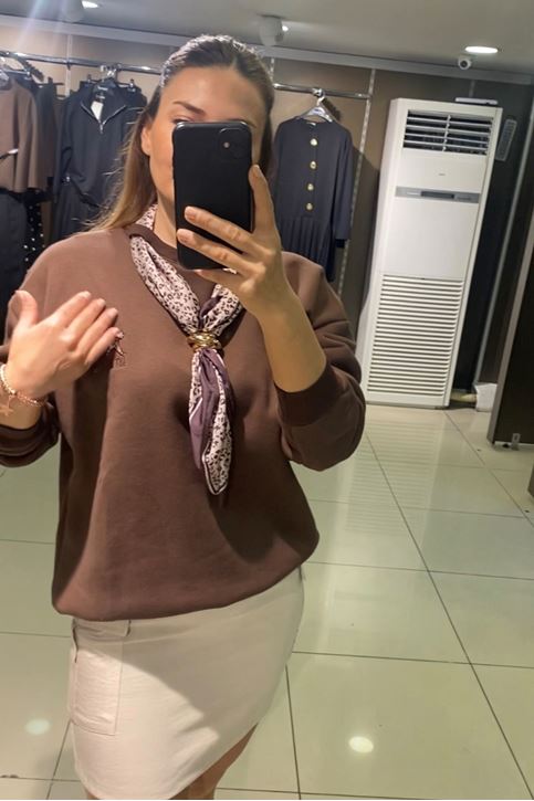 Yaka Fular Detay Üç İplik Şardonlu Sweatshirt-Kahve